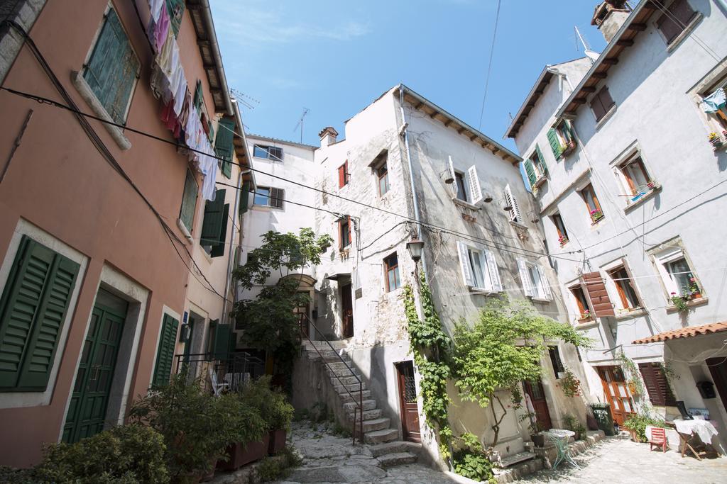 Apartment Piazza Antica Rovinj Exterior photo