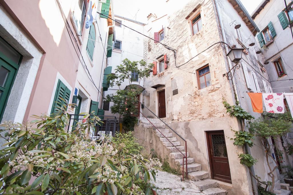 Apartment Piazza Antica Rovinj Exterior photo